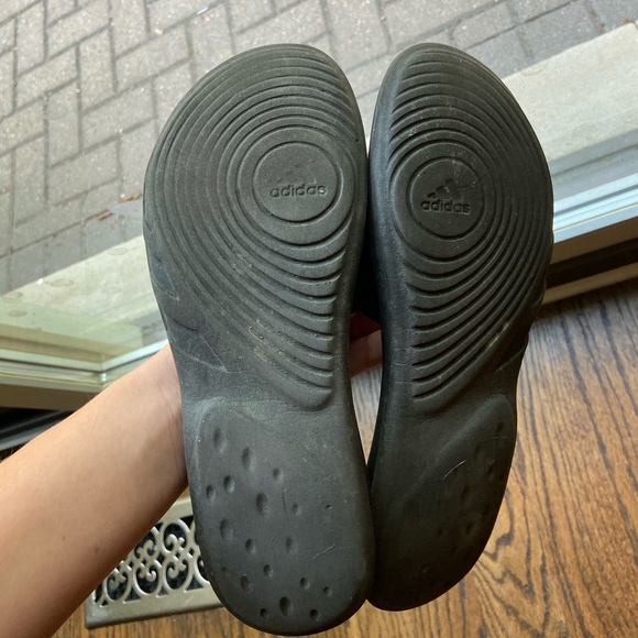 Adidas Slip On Slides - Picture 3 of 7